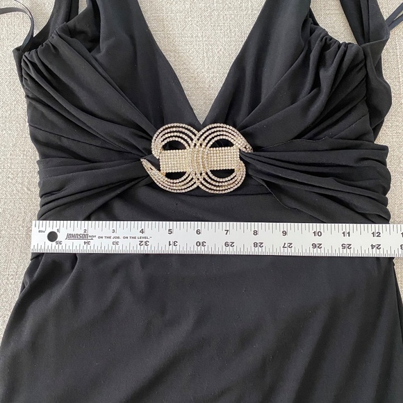 Cache full length black backless gown with rhinestone brooch - Size 4 - Picture 9 of 16